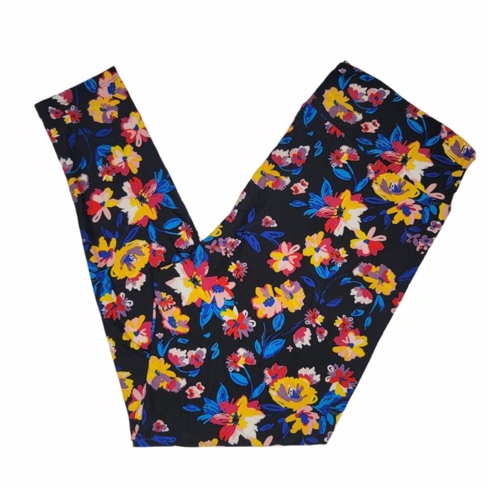 LuLaRoe Women's Leggings Size TC2 Buttery Soft NWOT Plus Size Floral Print Black
